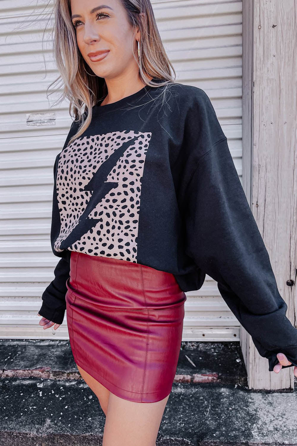 Leopard Lightning Pint Drop Shoulder Crew Neck Sweatshirt