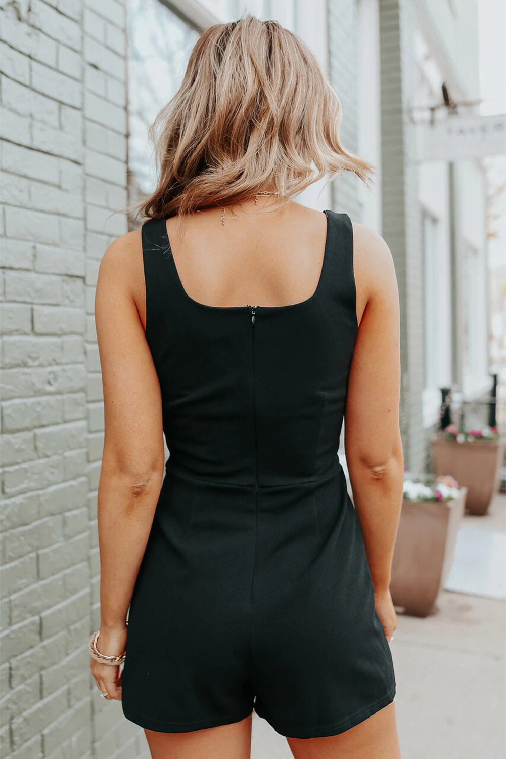 Black Square Neck Sleeveless Zipper Romper